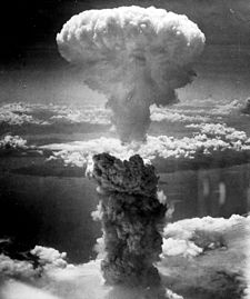 225px-Nagasakibomb